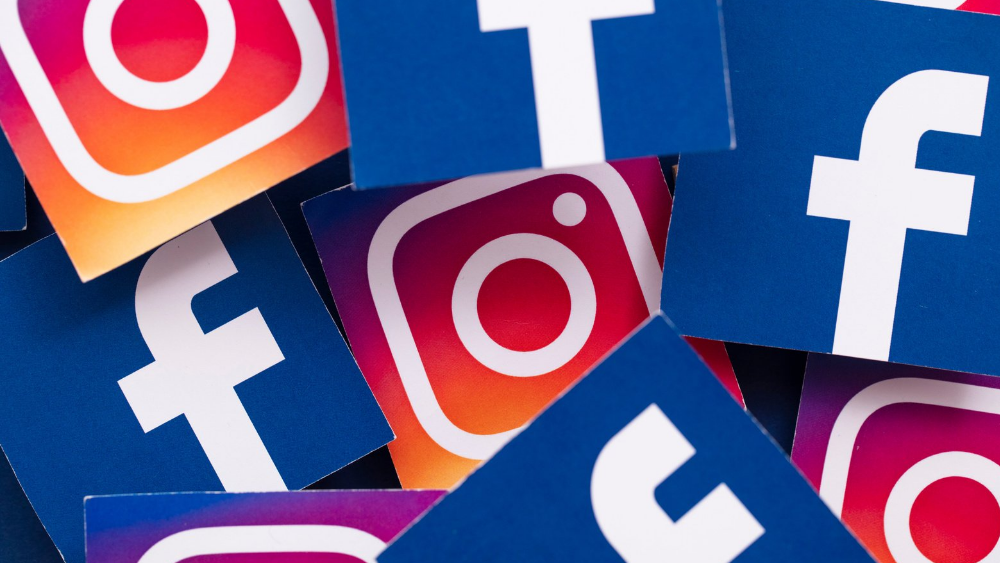 Charity Digital - Topics - How to use Facebook and Instagram for e-commerce